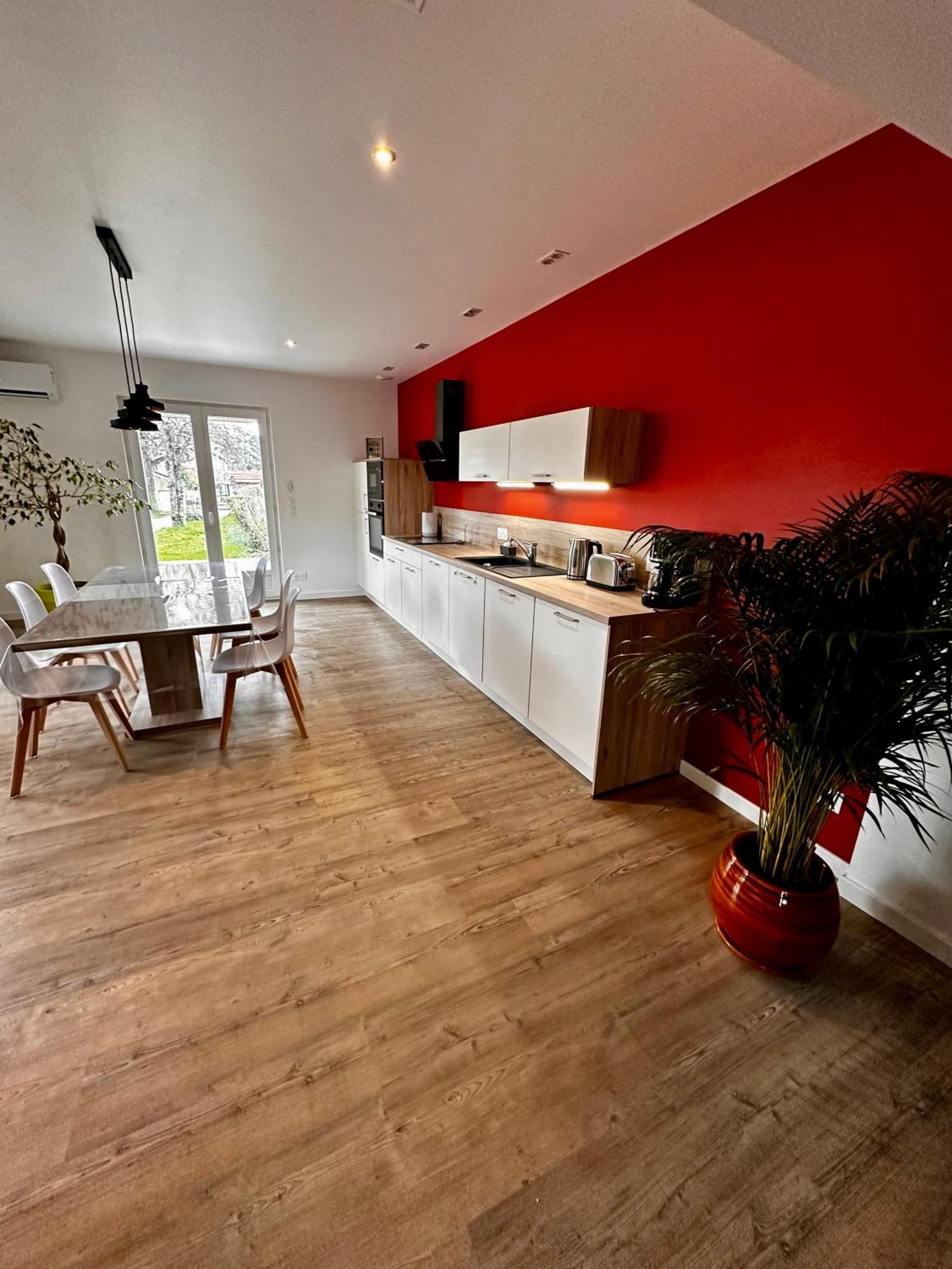 Maison Coeur De Ville Montchanin Extérieur photo